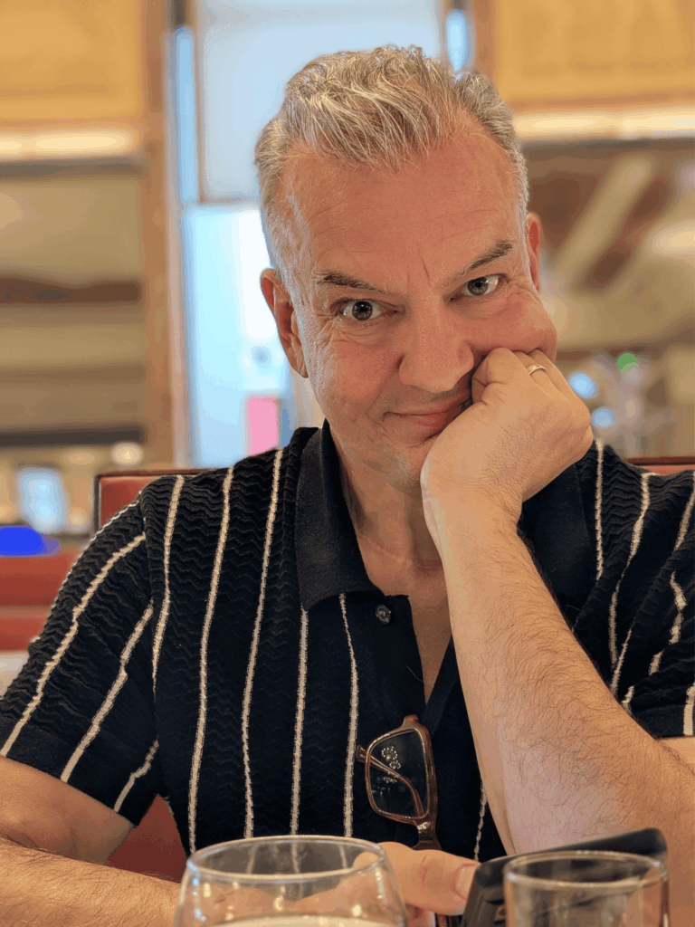 Alexander Kjerulf - Author & Chief Happiness Officer